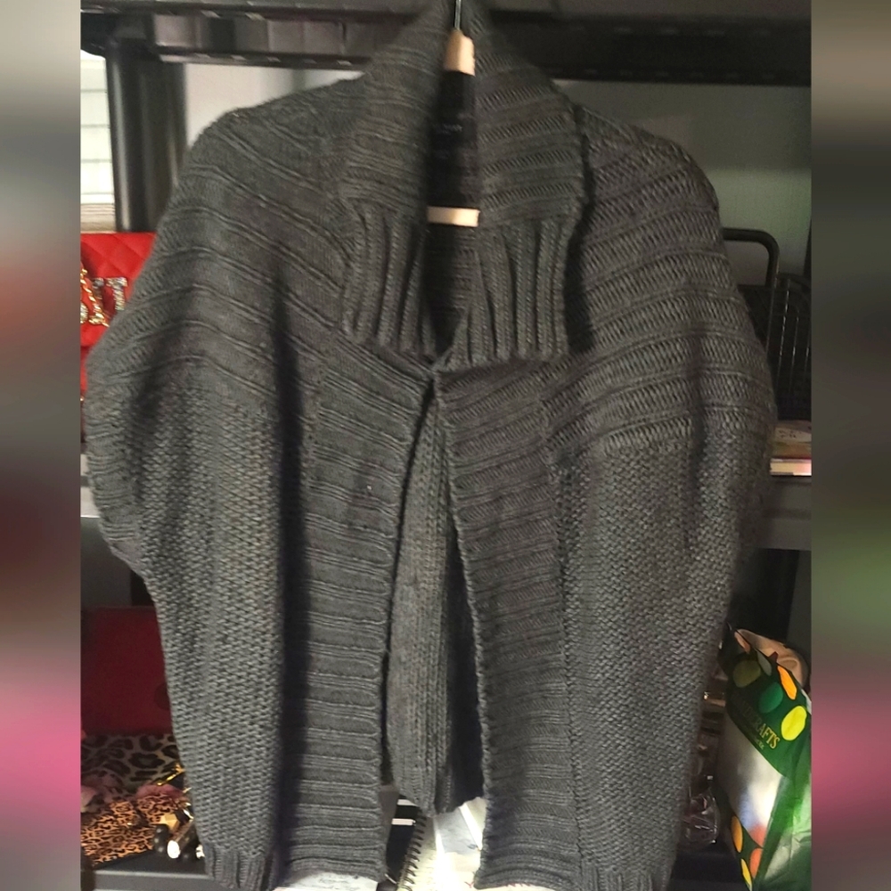 #59 Gray Nine West Sweater